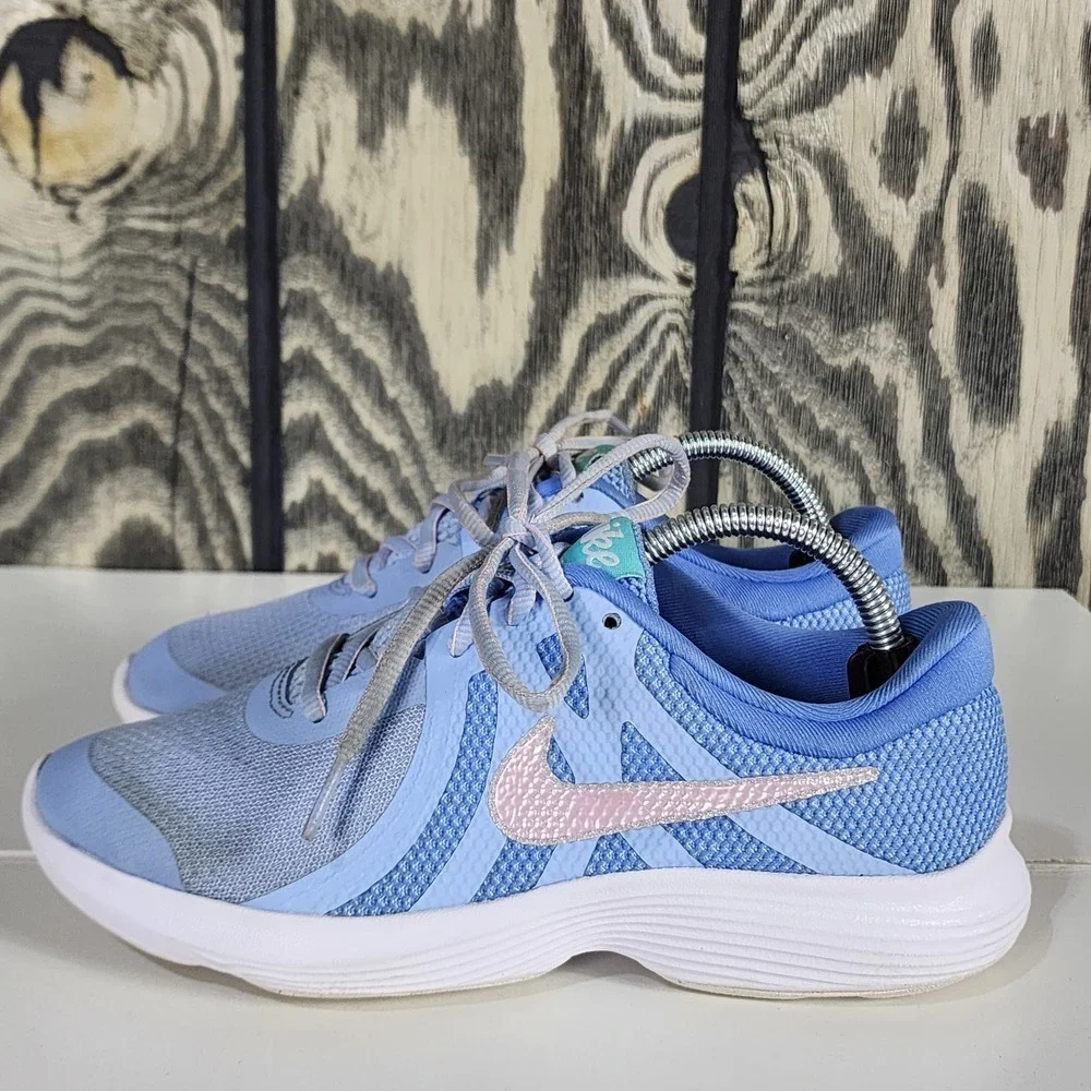 Nike Revolution 4 Light Blue Girls Size US 7Y Running Sneakers Shoes BV7441-400 - Picture 1 of 12